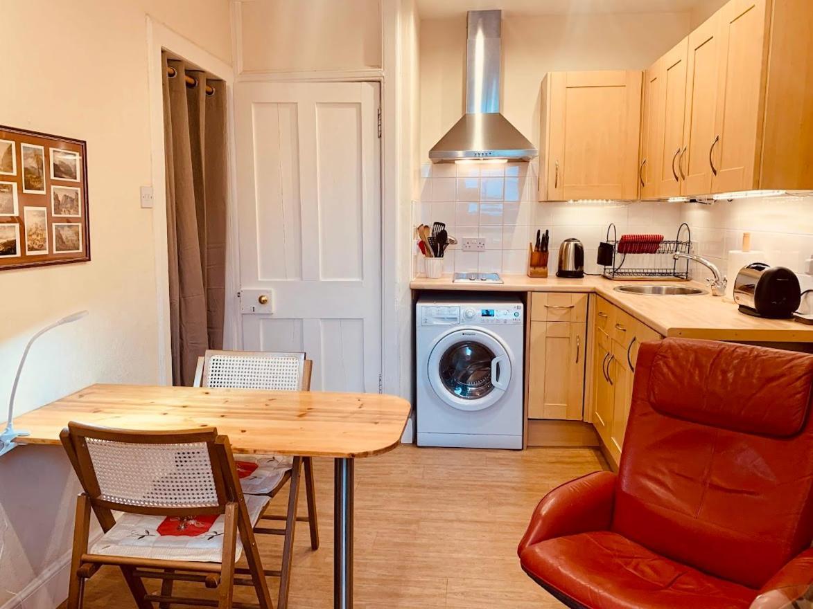 Royal Mile Apt, Just 1 Min From Edinburgh Castle! 外观 照片