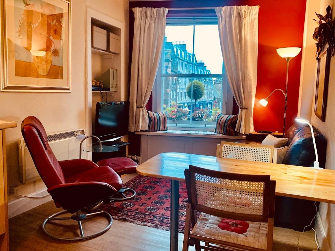 Royal Mile Apt, Just 1 Min From Edinburgh Castle! 外观 照片